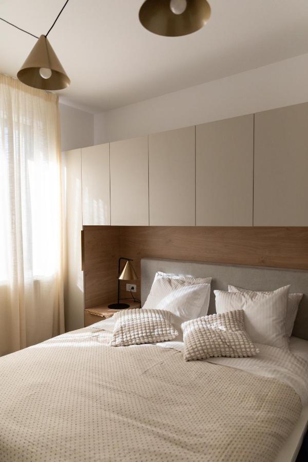 Studio 8 I One Bedroom Apartment I Airport I Therme Otopeni Zewnętrze zdjęcie